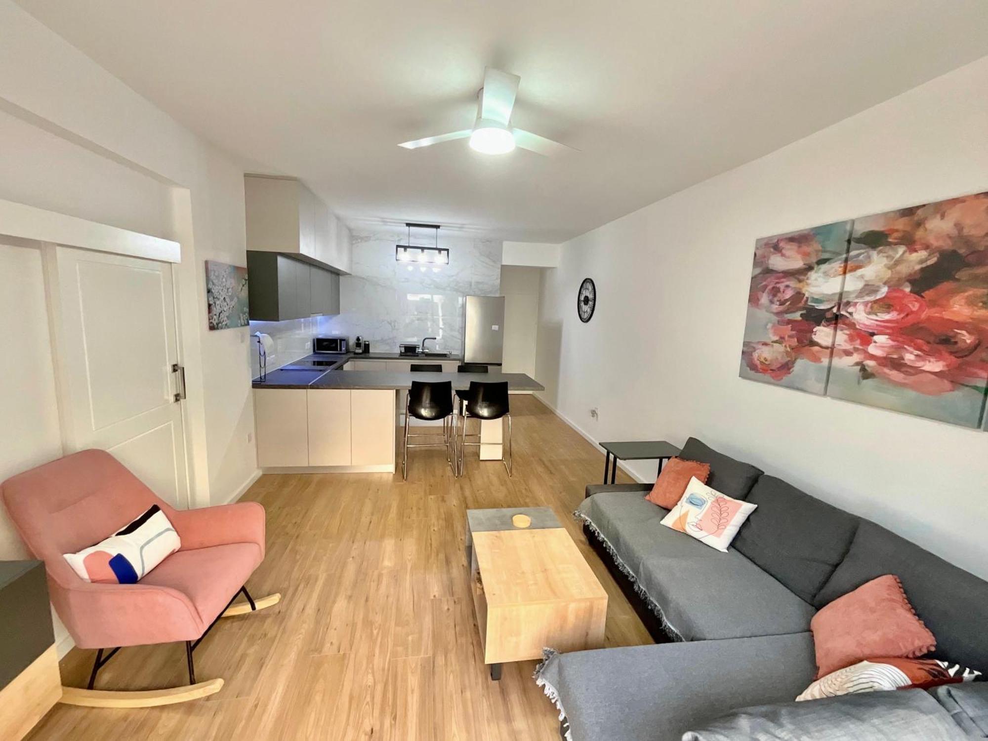 Modern Apartment Near Mckenzie Beach Larnaca Camera foto